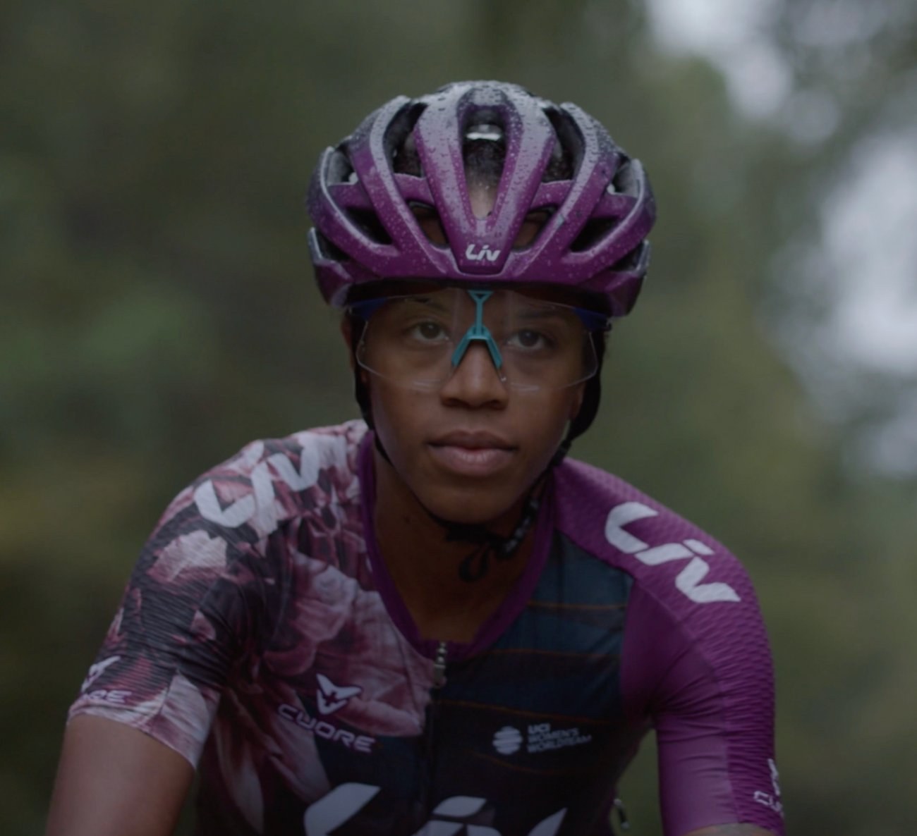Cyclist in Liv kit